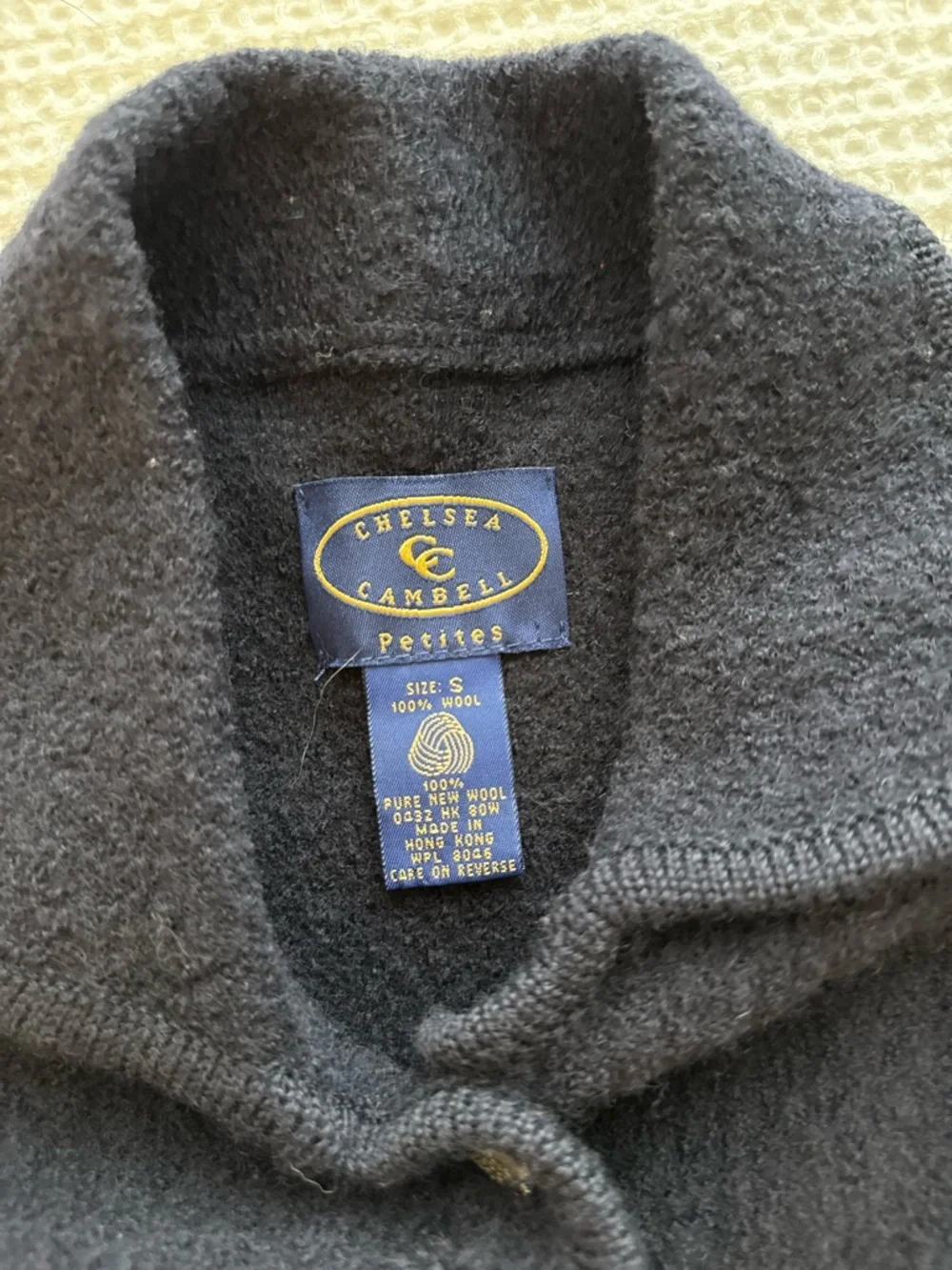 Vintage Chelsea Cambell Sweater - Picture 4 of 5